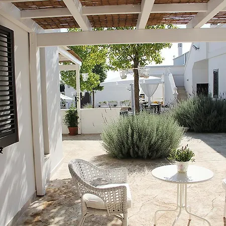 Relais Lali' בית כפרי מוטולה