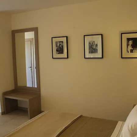 בית כפרי Relais Lali'